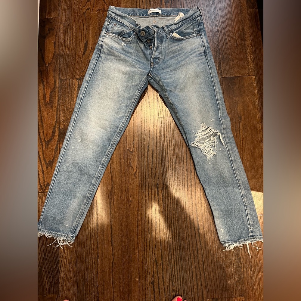 Moussy Light Wash Distressed Women's Jeans